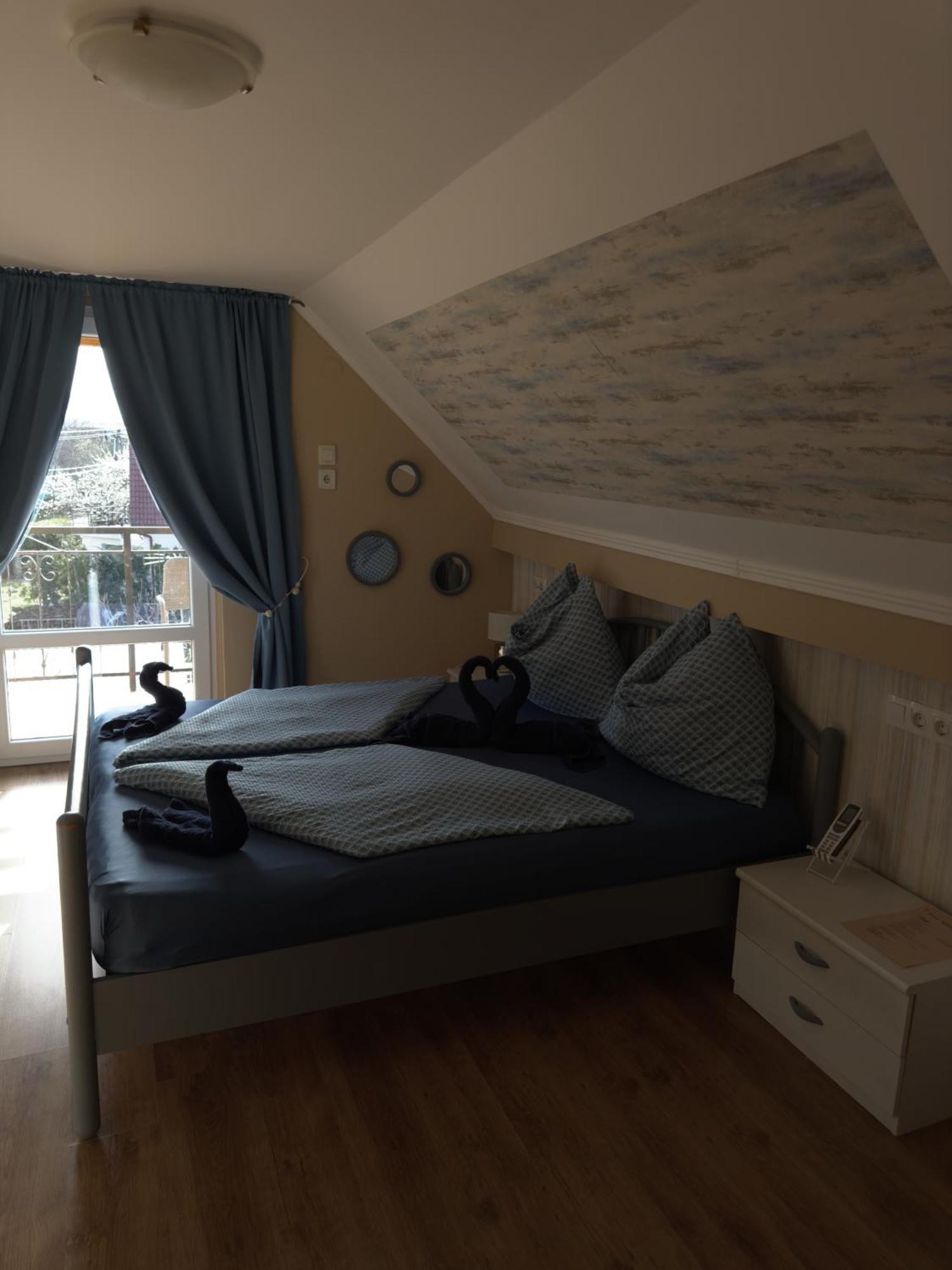Rozsa Apartman 2 Alsoors Phòng bức ảnh